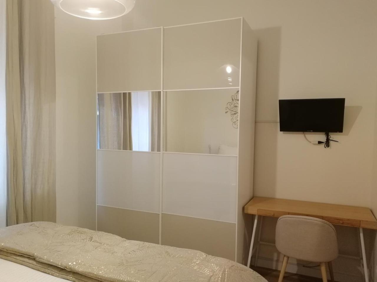 Gatto Bianco Apartment Bari Exterior foto